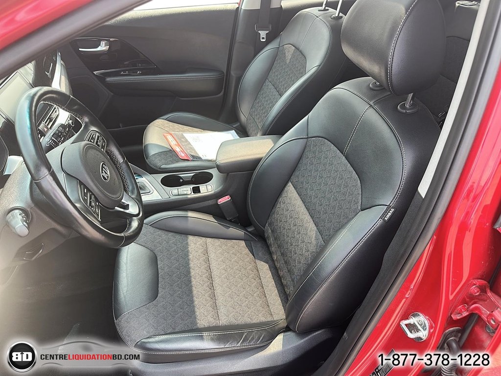 2020 Kia Niro Plug-In Hybrid EX Premium in Granby, Quebec - 12 - w1024h768px