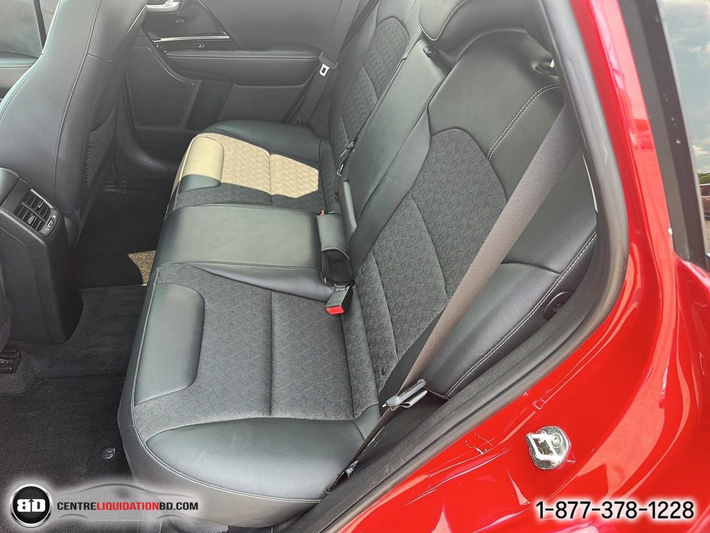 2020 Kia Niro Plug-In Hybrid EX Premium in Granby, Quebec - 13 - w1024h768px