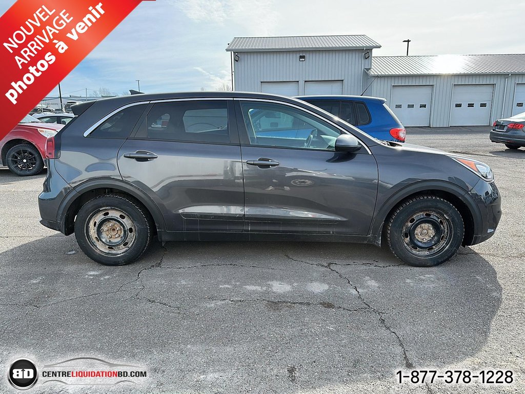 2018 Kia NIRO FE L HYBRID in Granby, Quebec - 2 - w1024h768px