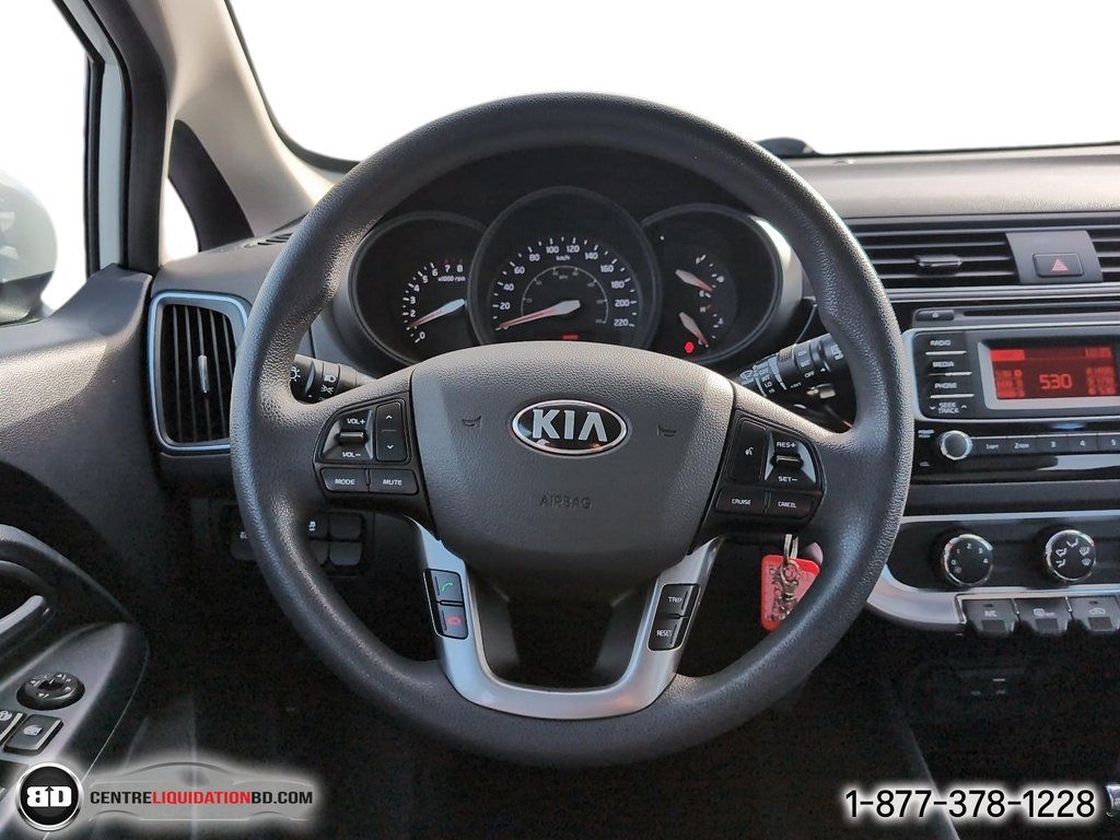 Kia Rio  2017 à Granby, Québec - 17 - w1024h768px