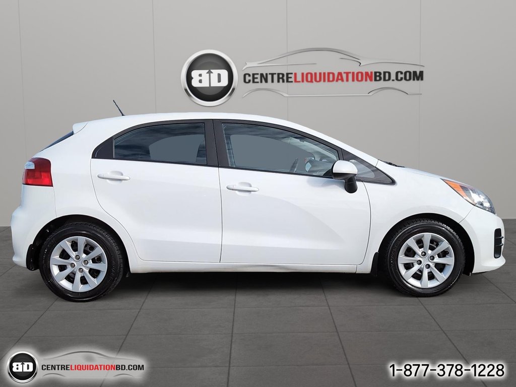 Kia Rio  2017 à Granby, Québec - 4 - w1024h768px
