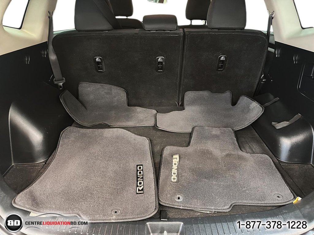 2015 Kia Rondo in Granby, Quebec - 9 - w1024h768px