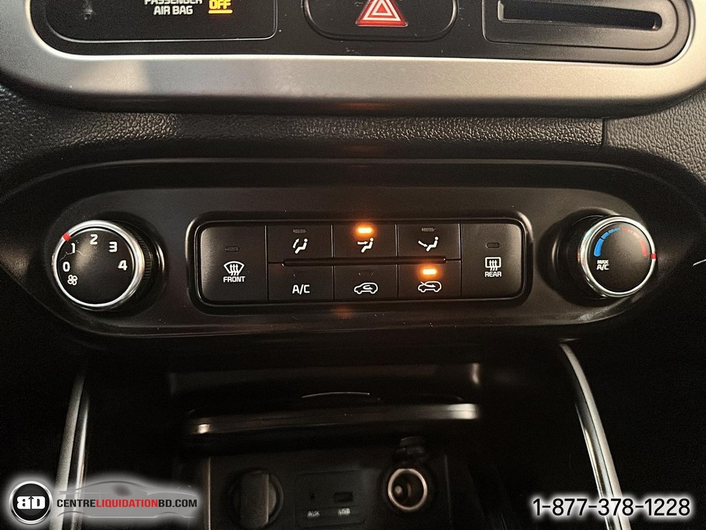 2015 Kia Rondo in Granby, Quebec - 17 - w1024h768px