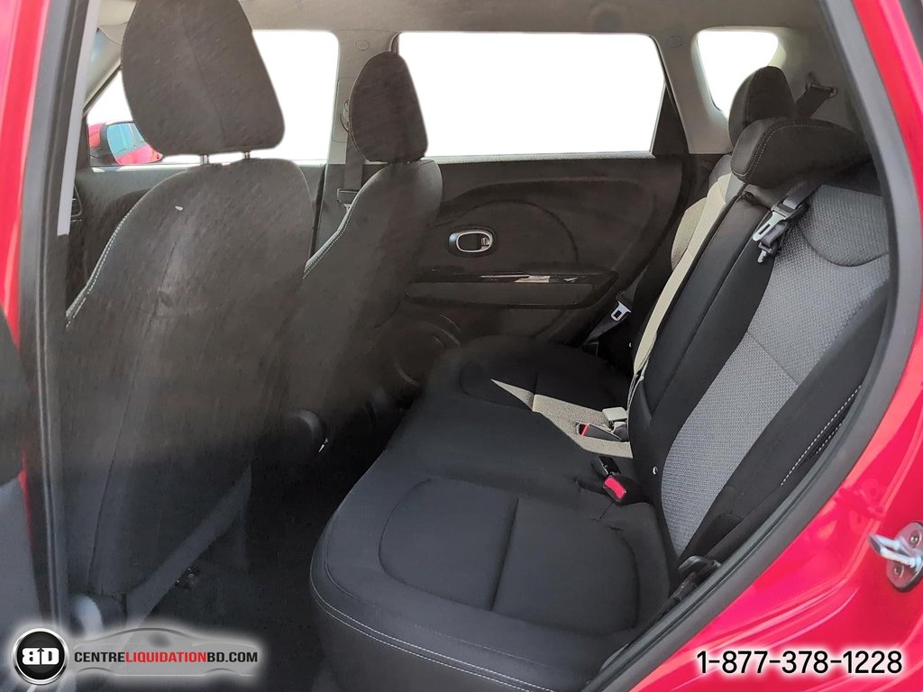 2019 Kia Soul in Granby, Quebec - 12 - w1024h768px