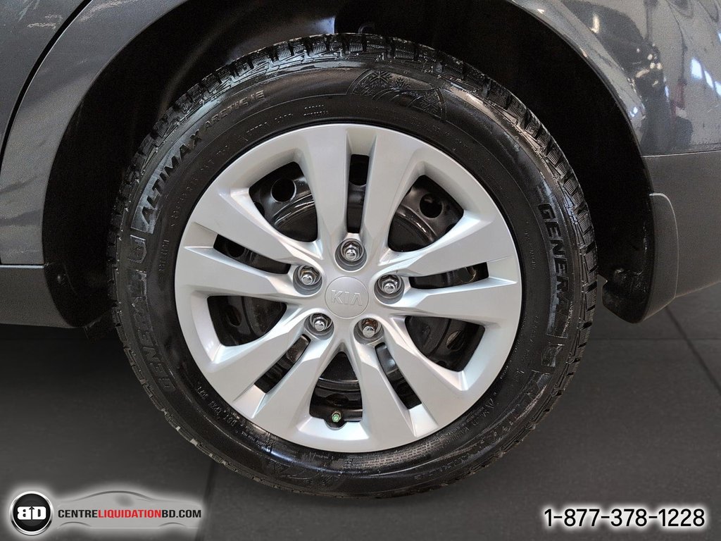 2021 Kia Soul LX in Granby, Quebec - 12 - w1024h768px
