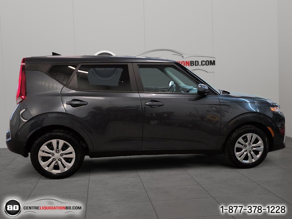 2021 Kia Soul LX in Granby, Quebec - 4 - w1024h768px
