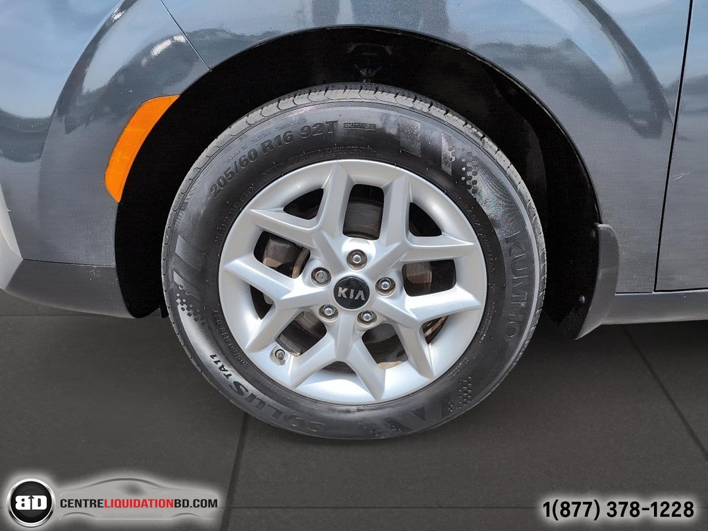 2021 Kia Soul EX in Granby, Quebec - 12 - w1024h768px