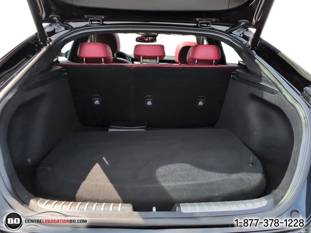 2018 Kia Stinger GT Limited in Granby, Quebec - 10 - w1024h768px