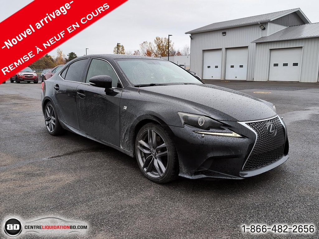 Lexus IS 350  2014 à Granby, Québec - 3 - w1024h768px