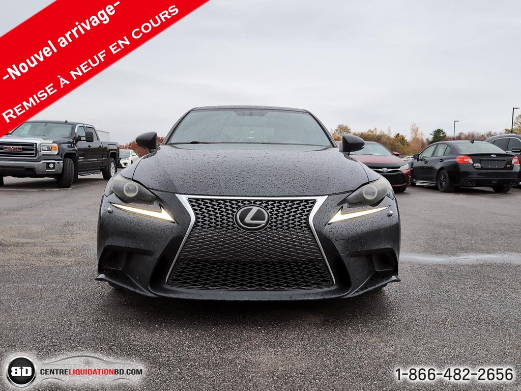 Lexus IS 350  2014 à Granby, Québec - 2 - w1024h768px