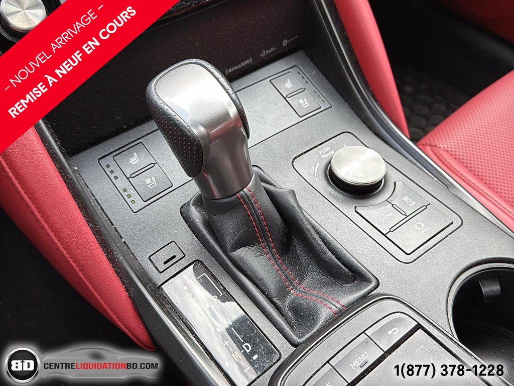 2021 Lexus IS 300 in Granby, Quebec - 20 - w1024h768px
