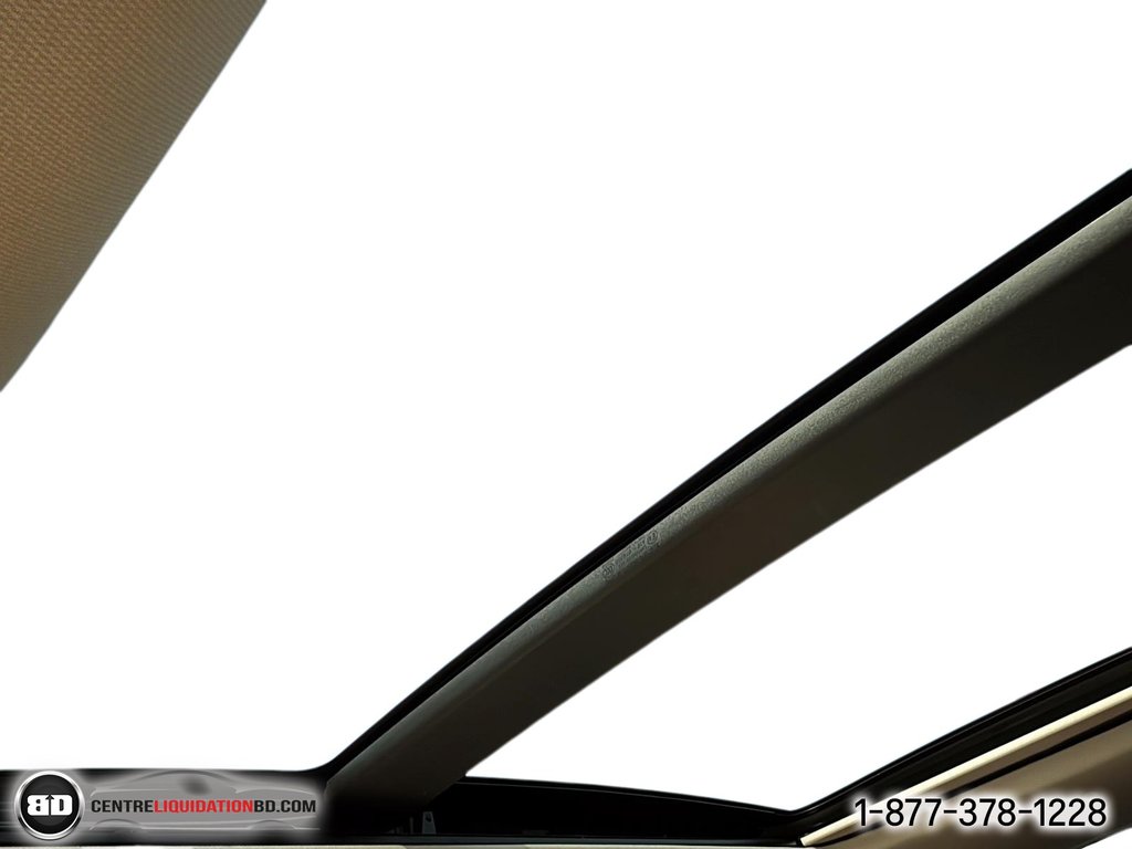 2017 Lincoln MKC Select AWD in Granby, Quebec - 23 - w1024h768px