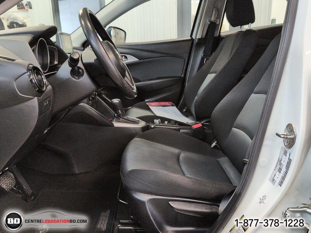 2017 Mazda CX-3 GX FWD in Granby, Quebec - 13 - w1024h768px