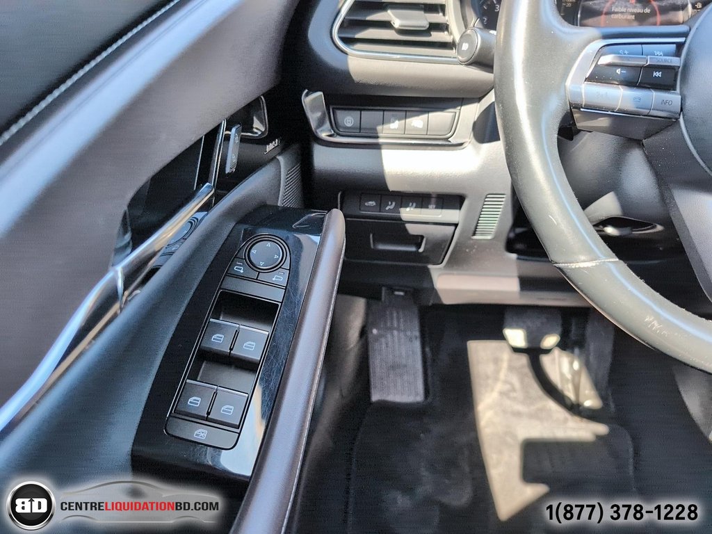 2020 Mazda CX-30 GT AWD in Granby, Quebec - 17 - w1024h768px