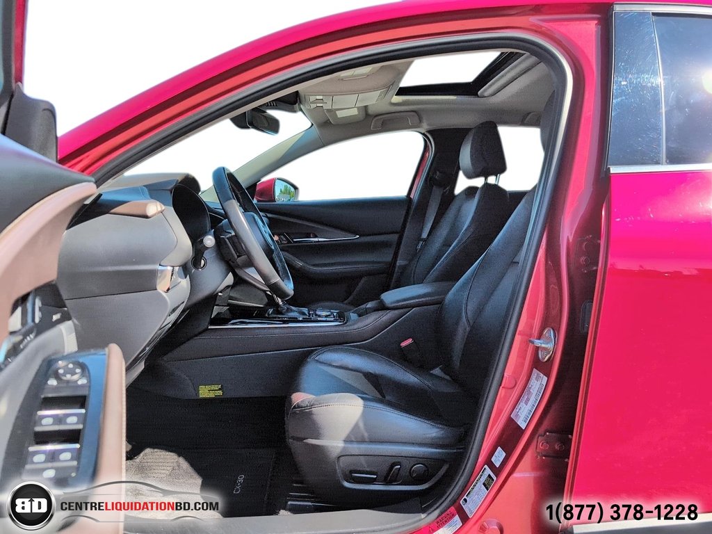2020 Mazda CX-30 GT AWD in Granby, Quebec - 13 - w1024h768px