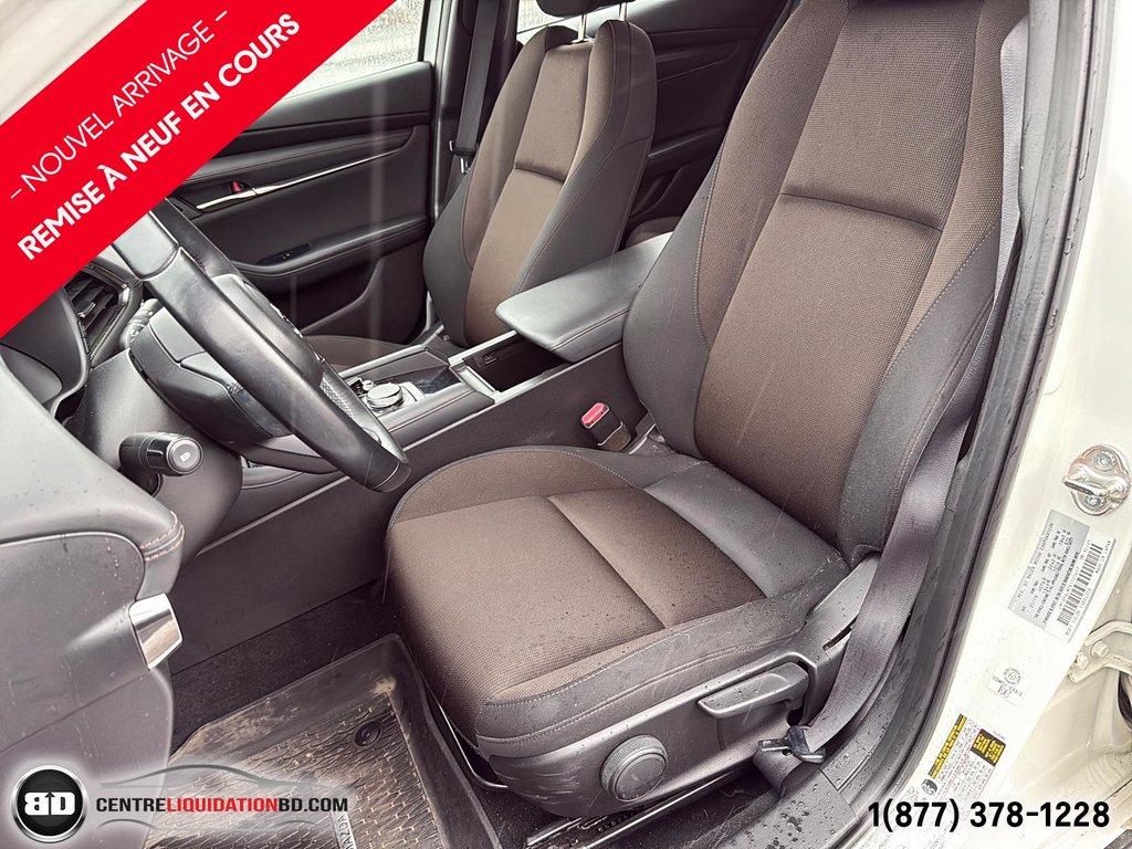 2019 Mazda 3 Sport GS HATCHBACK in Granby, Quebec - 12 - w1024h768px