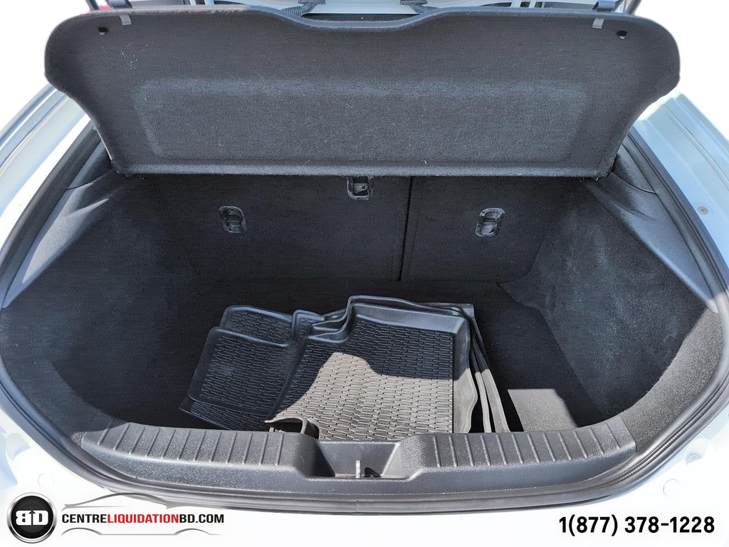 Mazda 3 Sport GS HATCHBACK 2019 à Granby, Québec - 11 - w1024h768px