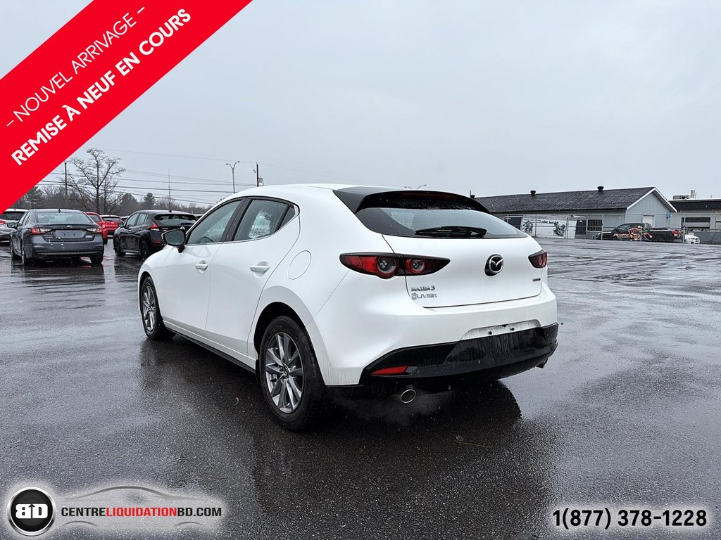 2019 Mazda 3 Sport GS HATCHBACK in Granby, Quebec - 10 - w1024h768px