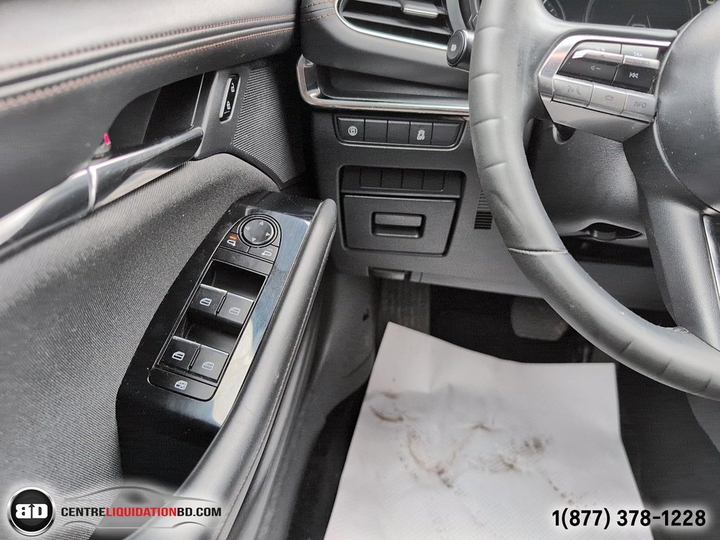 2019 Mazda 3 Sport GS SPORT AWD in Granby, Quebec - 17 - w1024h768px