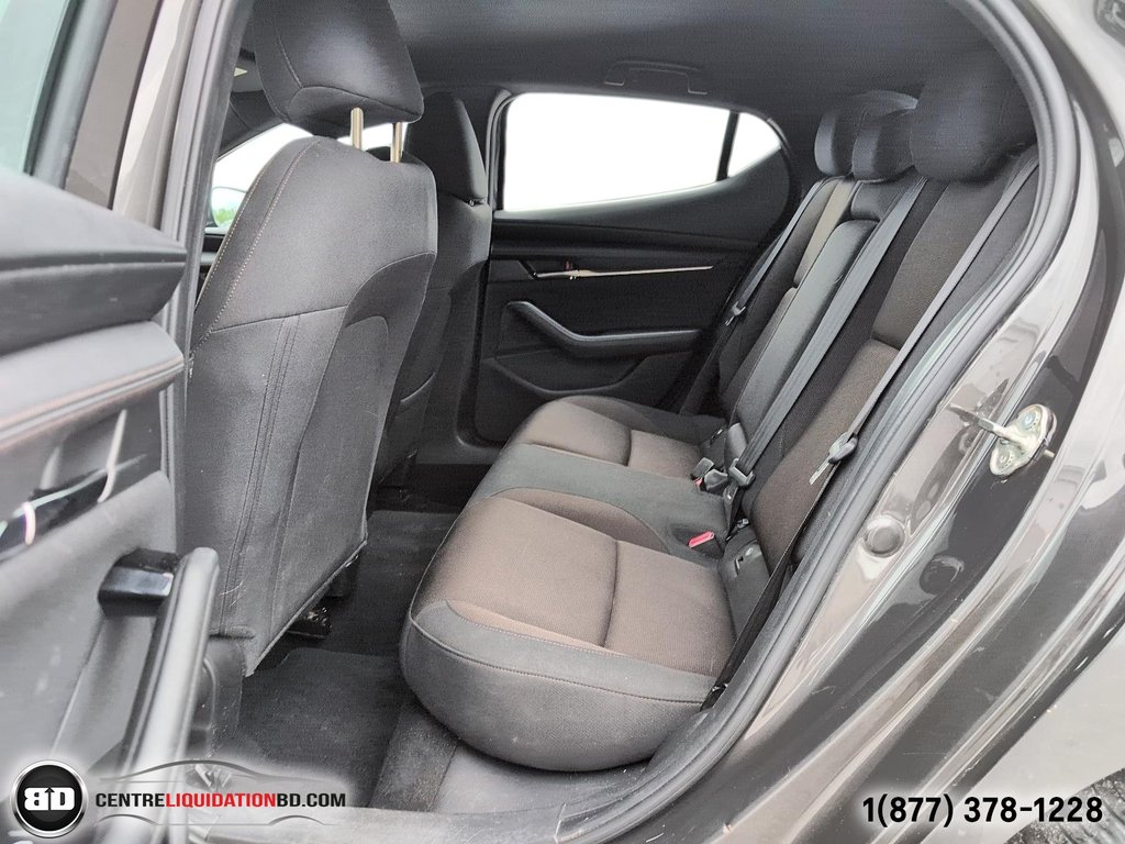 2019 Mazda 3 Sport GS SPORT AWD in Granby, Quebec - 14 - w1024h768px