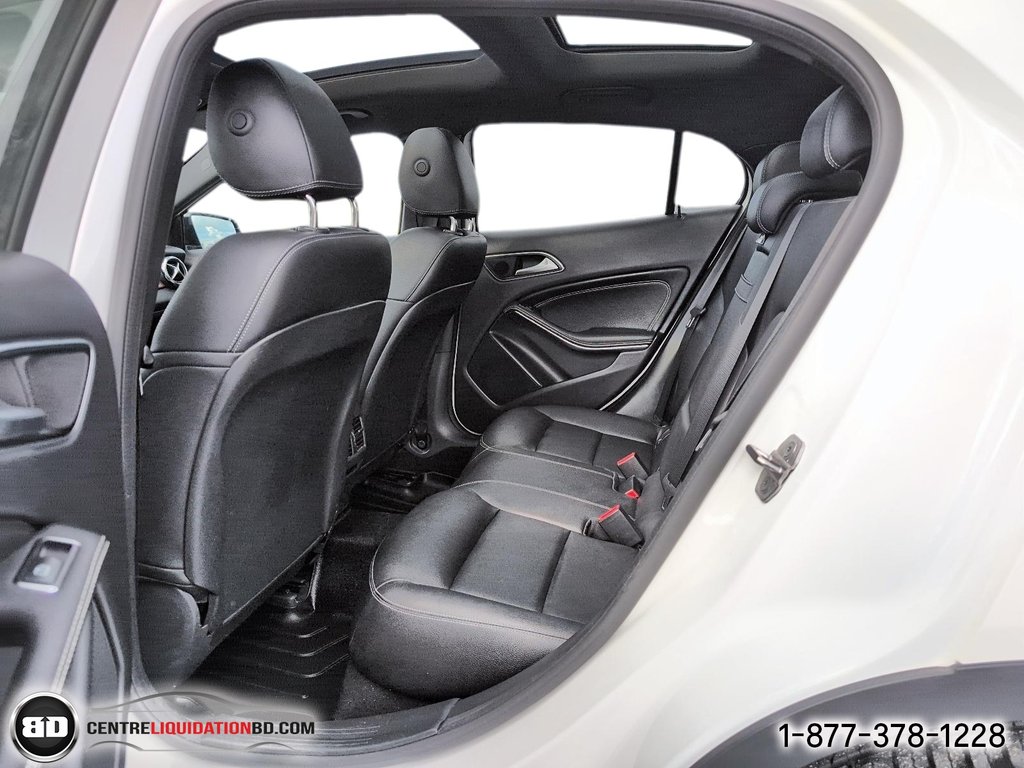 Mercedes-Benz GLA 250 2019 à Granby, Québec - 14 - w1024h768px