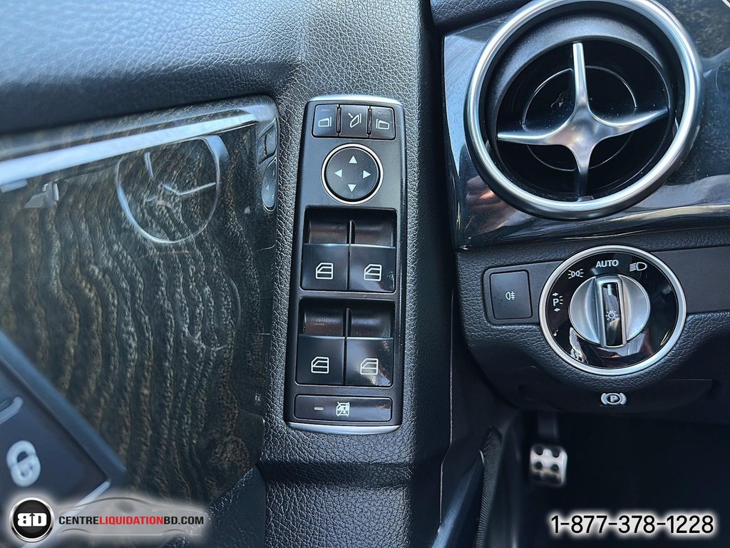 2015 Mercedes-Benz GLK-Class GLK 250 BlueTec in Granby, Quebec - 14 - w1024h768px