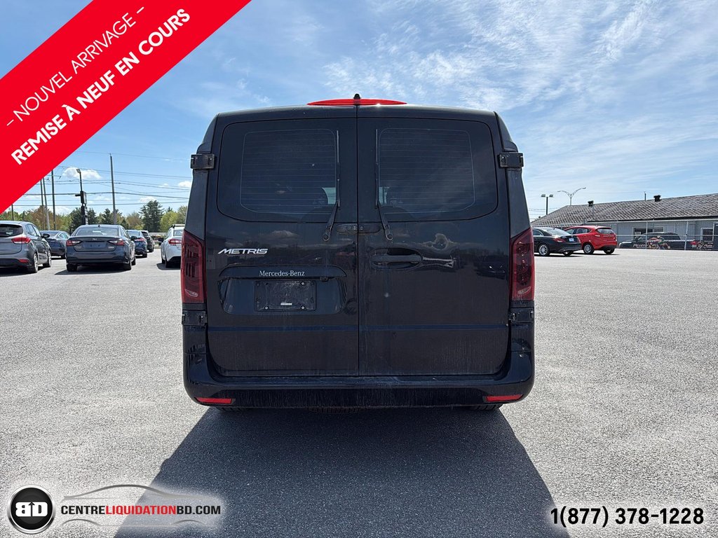 2018 Mercedes-Benz Metris Cargo Van 135’’ in Granby, Quebec - 9 - w1024h768px