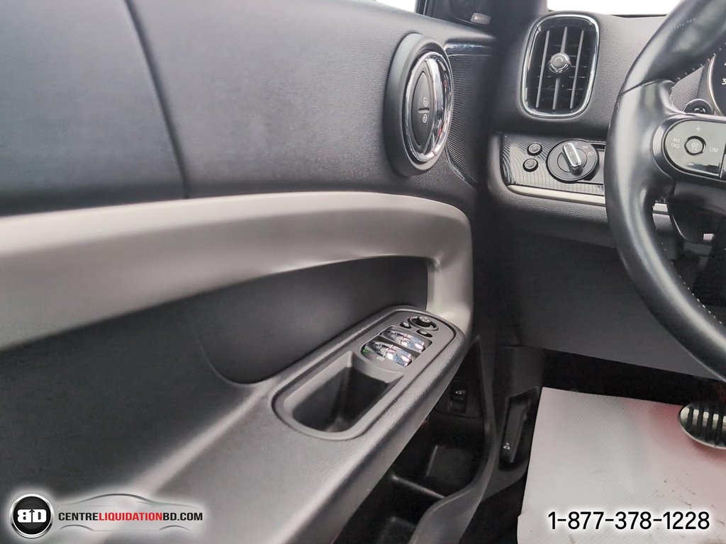 2022 MINI Countryman John Cooper Works in Granby, Quebec - 16 - w1024h768px