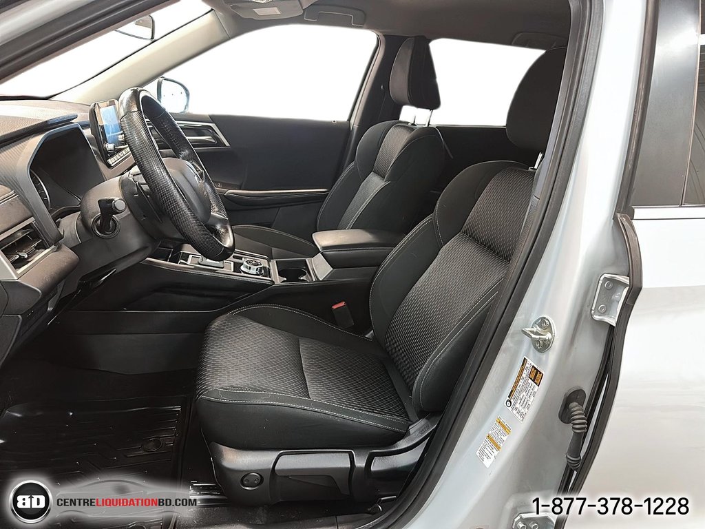 Mitsubishi Outlander ES S-AWD 2022 à Granby, Québec - 11 - w1024h768px