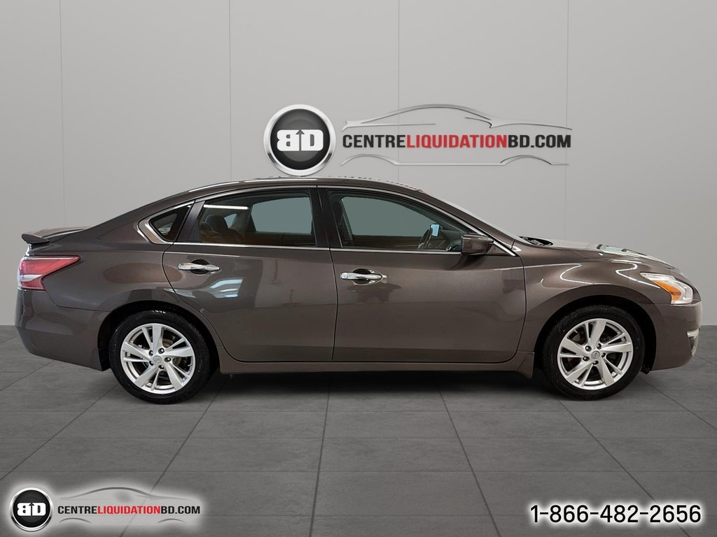 Nissan Altima SL TOIT OUVRANT GPS SIEGES ELECTRIQUE ET CHAUFFANT 2013 à Granby, Québec - 4 - w1024h768px