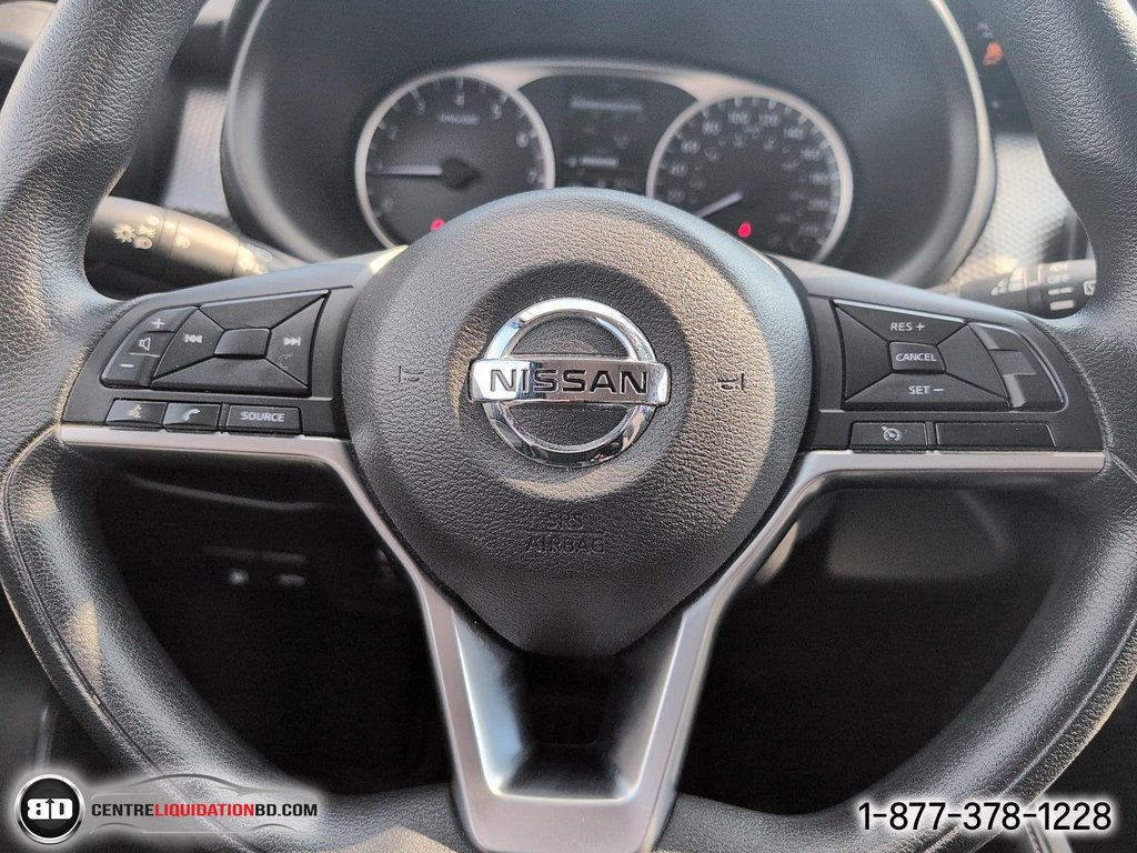 2019 Nissan Kicks S in Granby, Quebec - 13 - w1024h768px