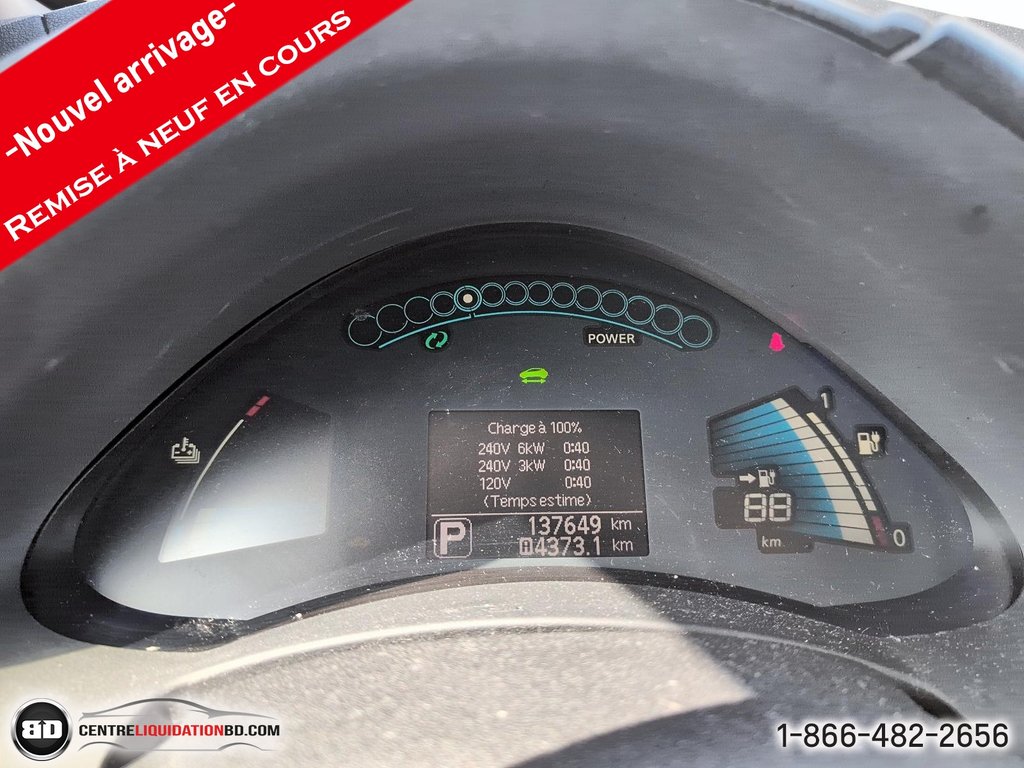 2015 Nissan LEAF SL in Granby, Quebec - 8 - w1024h768px