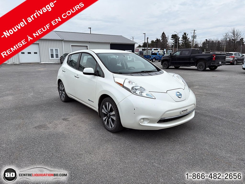 2016 Nissan LEAF SV in Granby, Quebec - 4 - w1024h768px