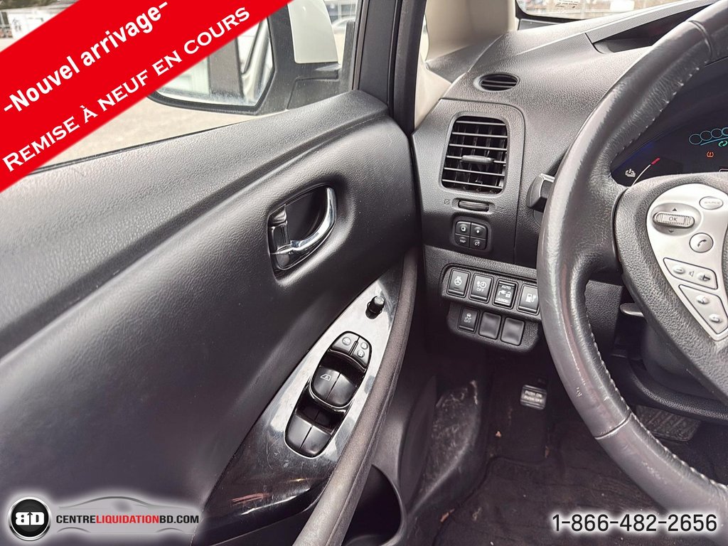 2016 Nissan LEAF SV in Granby, Quebec - 14 - w1024h768px