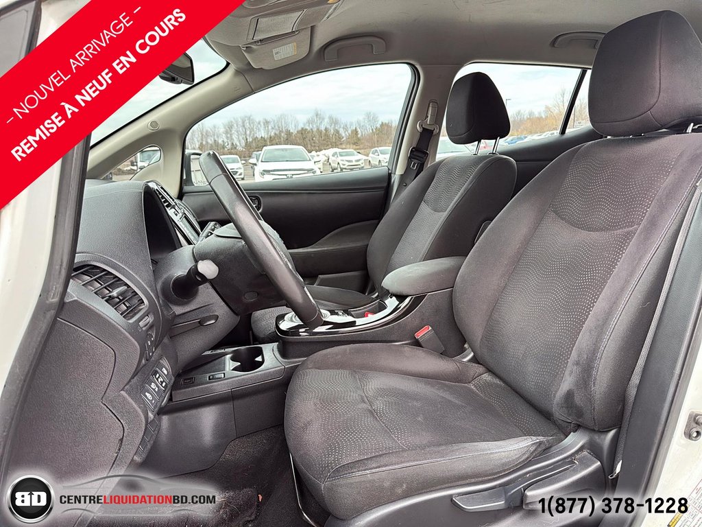 2016 Nissan LEAF SV in Granby, Quebec - 12 - w1024h768px