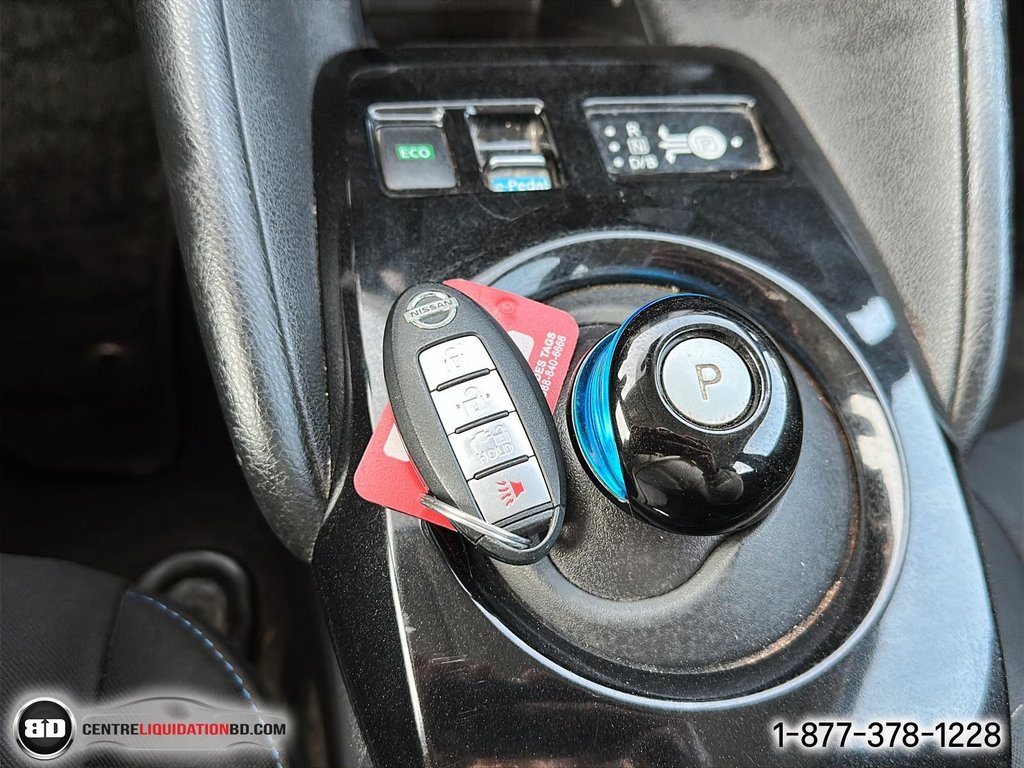 Nissan LEAF SV 2022 à Granby, Québec - 22 - w1024h768px