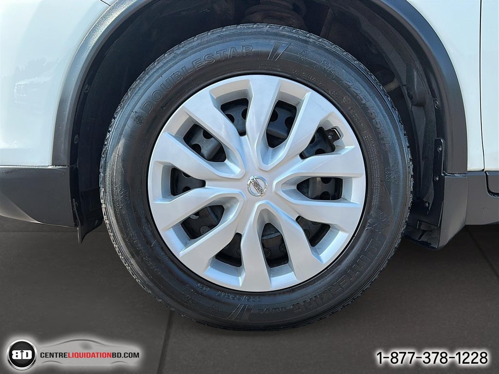 2017 Nissan Rogue in Granby, Quebec - 10 - w1024h768px