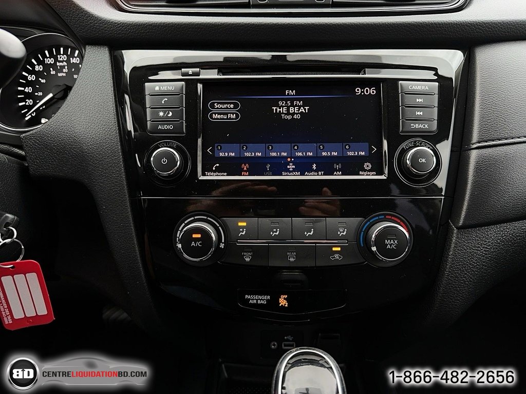 2018  Rogue S AWD in Granby, Quebec - 17 - w1024h768px