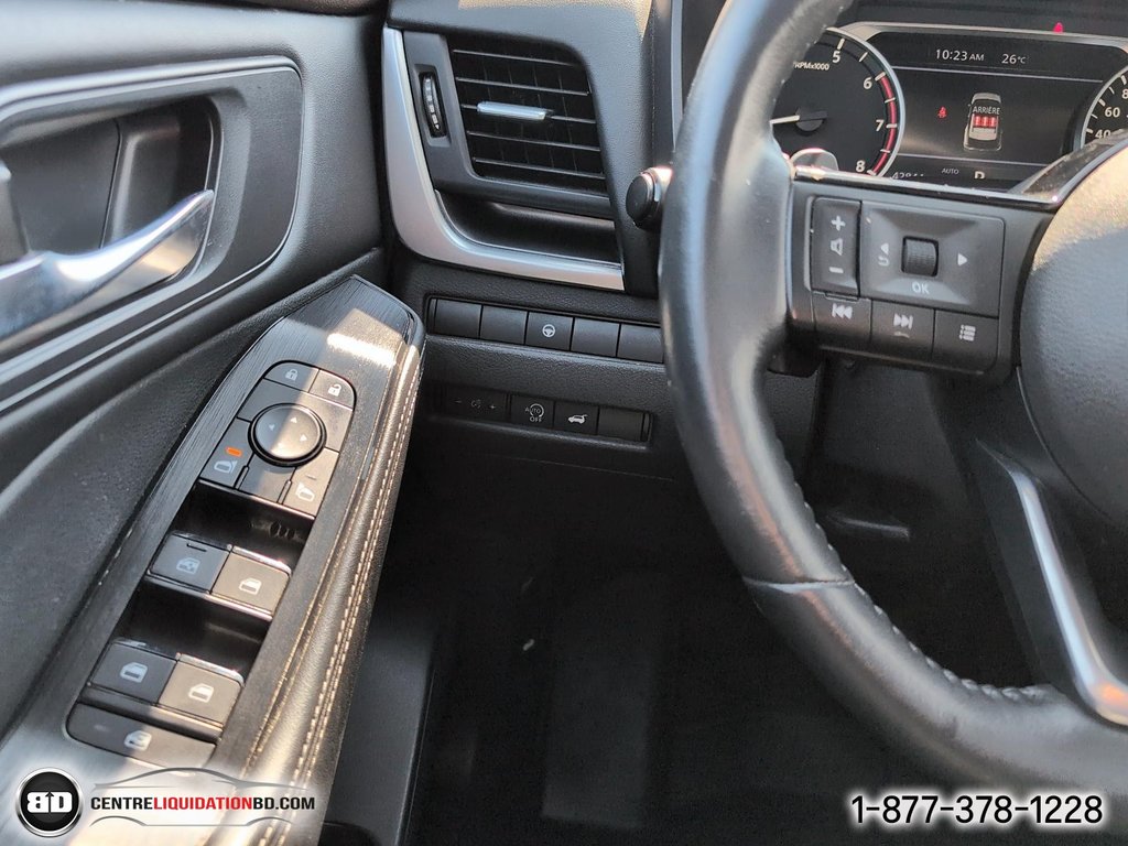 Nissan Rogue  2023 à Granby, Québec - 14 - w1024h768px