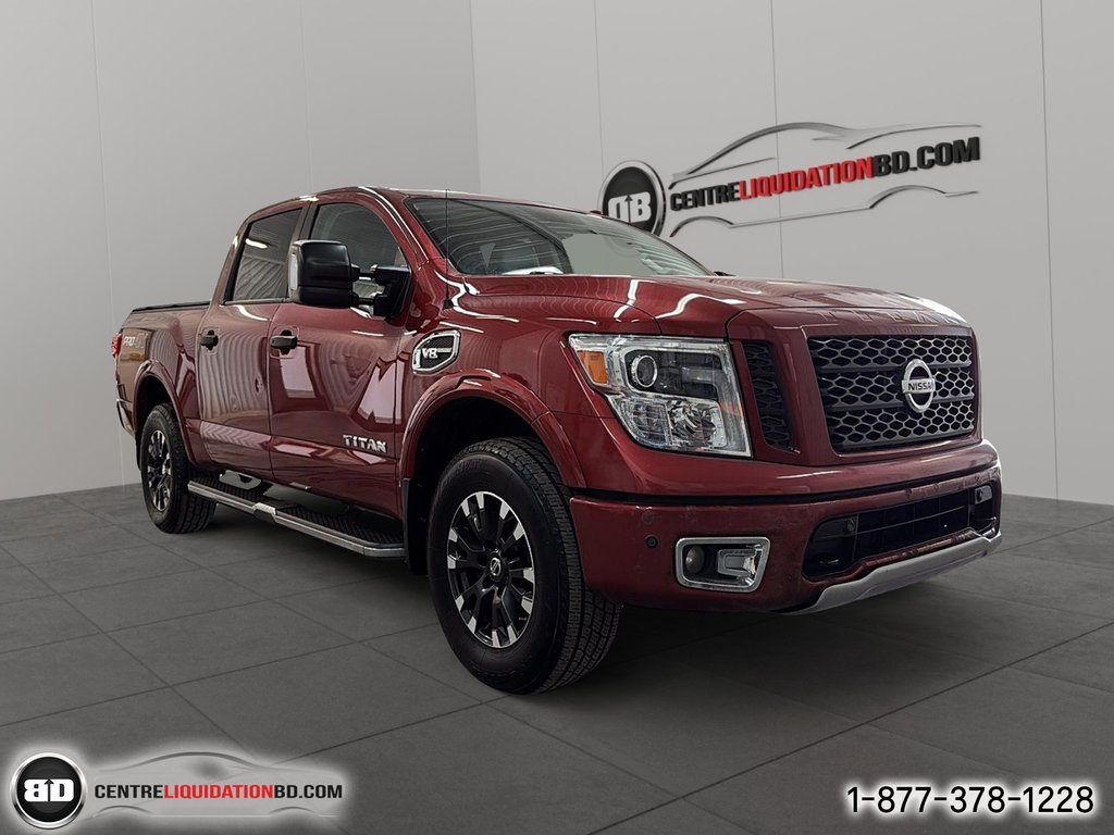 Nissan Titan PRO-4X 2017 à Granby, Québec - 3 - w1024h768px