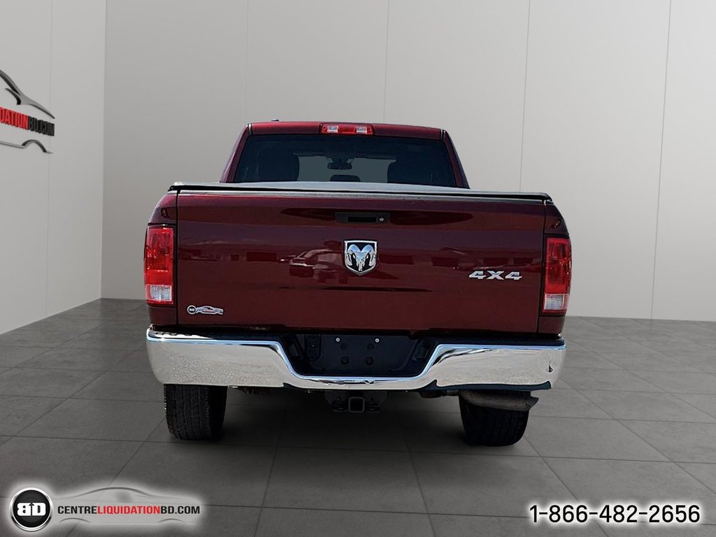 2017 Ram 1500 4WD crew cab in Granby, Quebec - 6 - w1024h768px