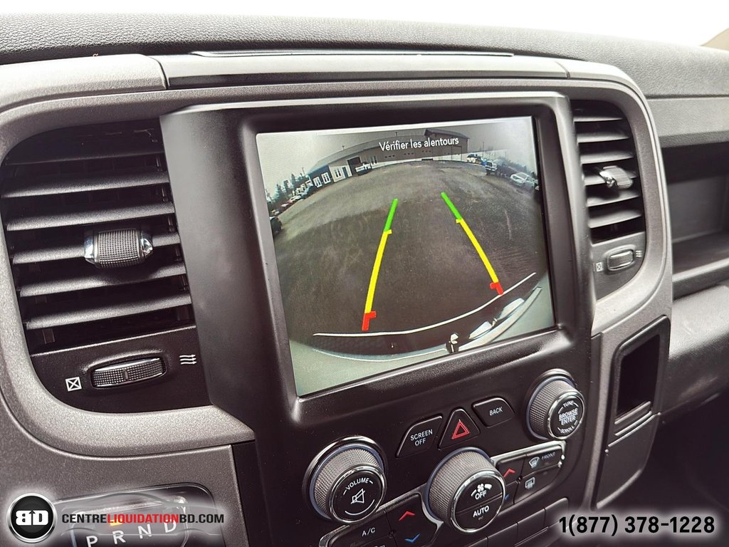 2021 Ram 1500 Classic Express QUAD CAB V6 3.6L 4X4 in Granby, Quebec - 23 - w1024h768px