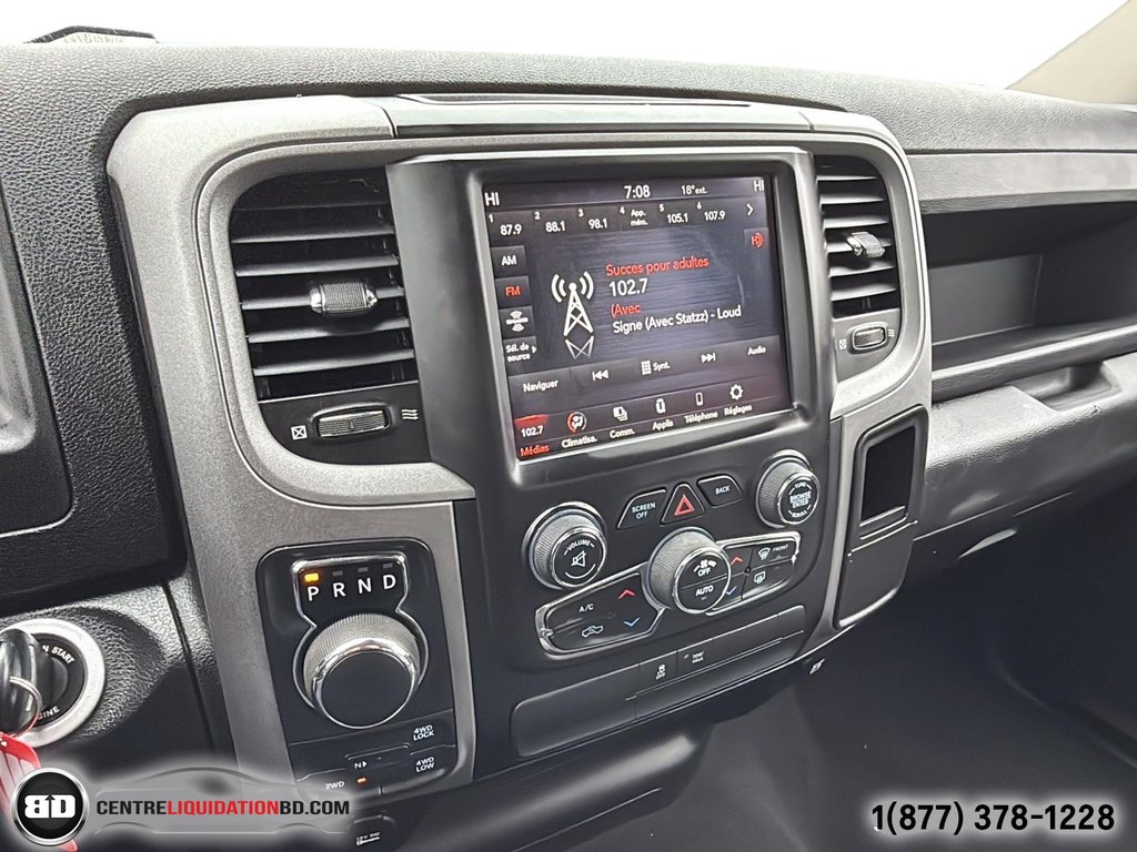 2021 Ram 1500 Classic Express QUAD CAB V6 3.6L 4X4 in Granby, Quebec - 21 - w1024h768px