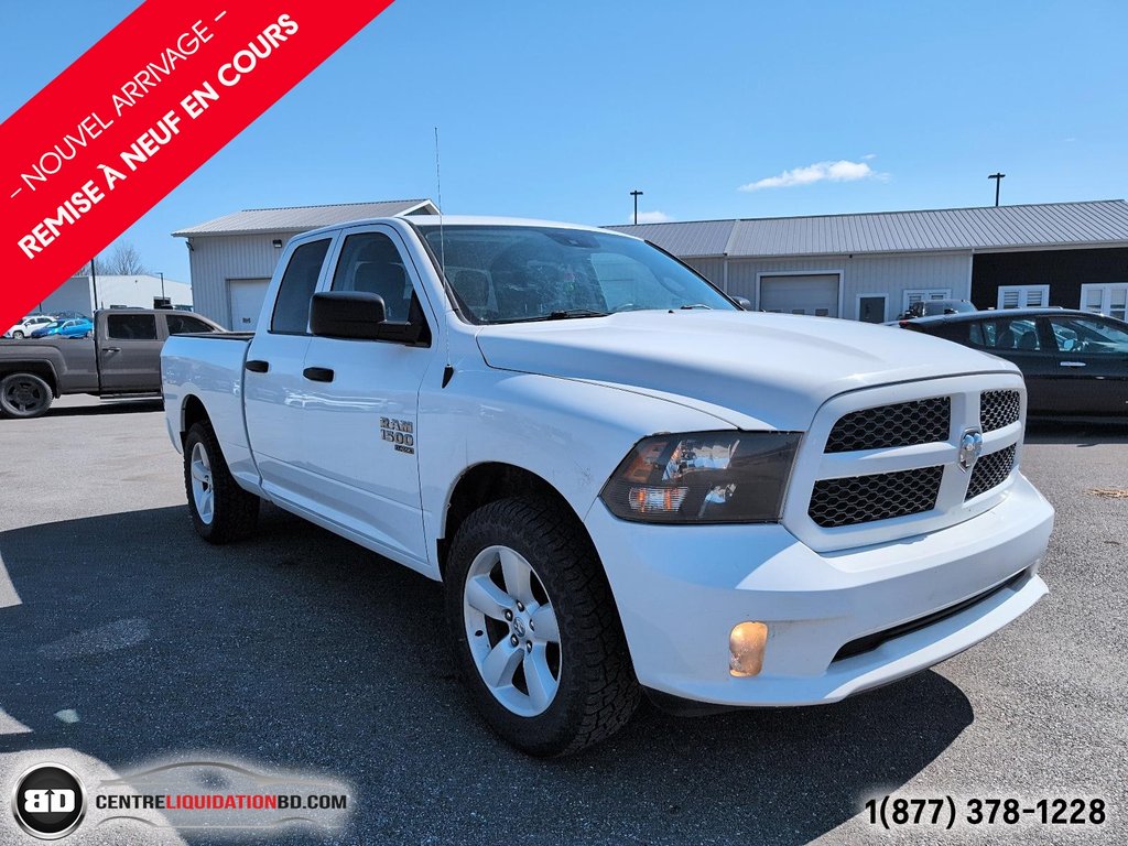 2021 Ram 1500 Classic Express QUAD CAB V6 3.6L 4X4 in Granby, Quebec - 2 - w1024h768px