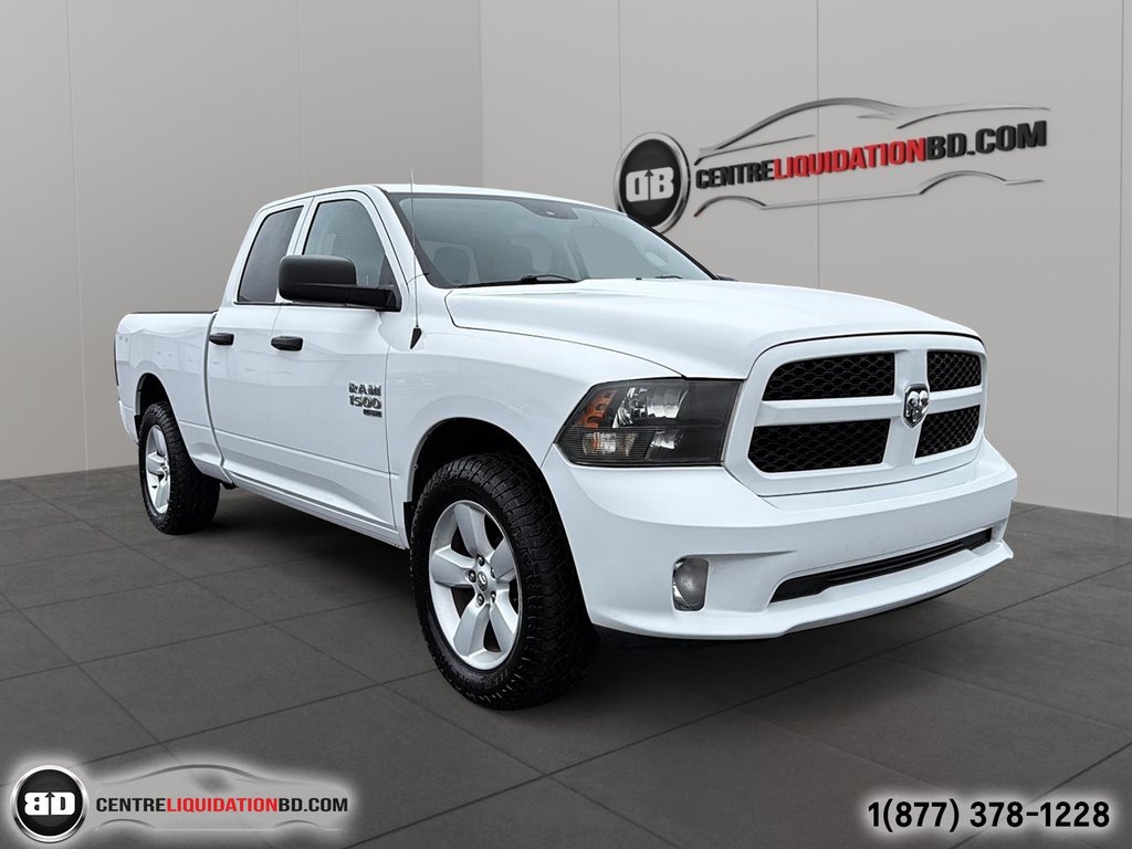 2021 Ram 1500 Classic Express QUAD CAB V6 3.6L 4X4 in Granby, Quebec - 3 - w1024h768px