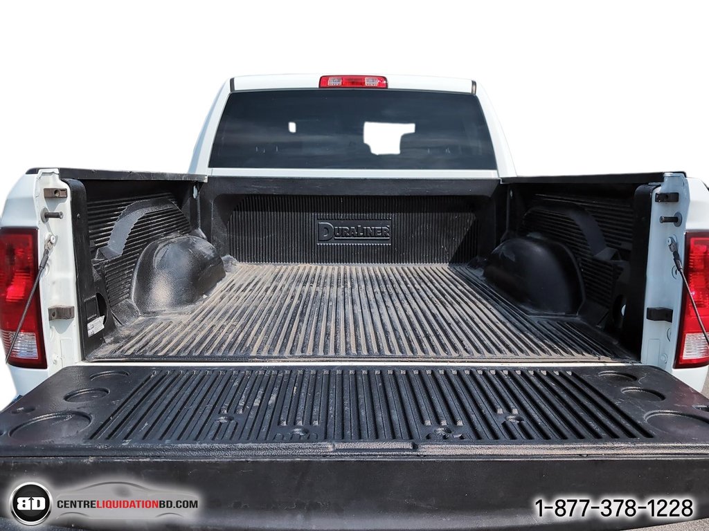2023 Ram 1500 Classic in Granby, Quebec - 9 - w1024h768px