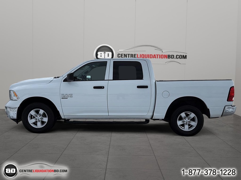 Ram 1500 Classic SLT V6 3.6L CREW CAB BOÎTE 5.5P 2023 à Granby, Québec - 9 - w1024h768px