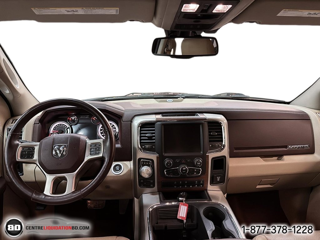 2016 Ram 1500 SLT LARAMIE LIMITED CUIR TOIT V8 BOÎTE 5.5P in Granby, Quebec - 18 - w1024h768px
