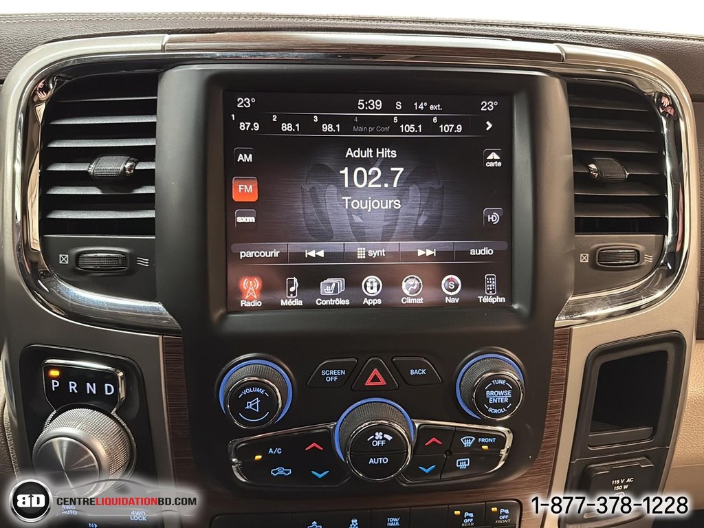 2016 Ram 1500 SLT LARAMIE LIMITED CUIR TOIT V8 BOÎTE 5.5P in Granby, Quebec - 26 - w1024h768px