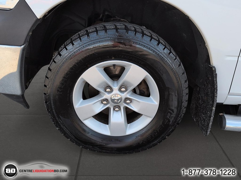 Ram 1500 ST HÉMI 5,7L TEL QUEL 2017 à Granby, Québec - 12 - w1024h768px